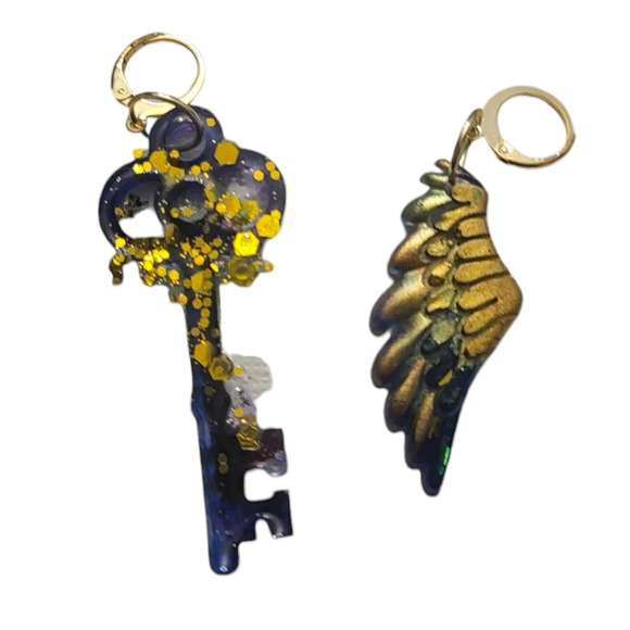 18K Gold Resin Glitter Skeleton Key Wings Earrings - Picture 1 of 2